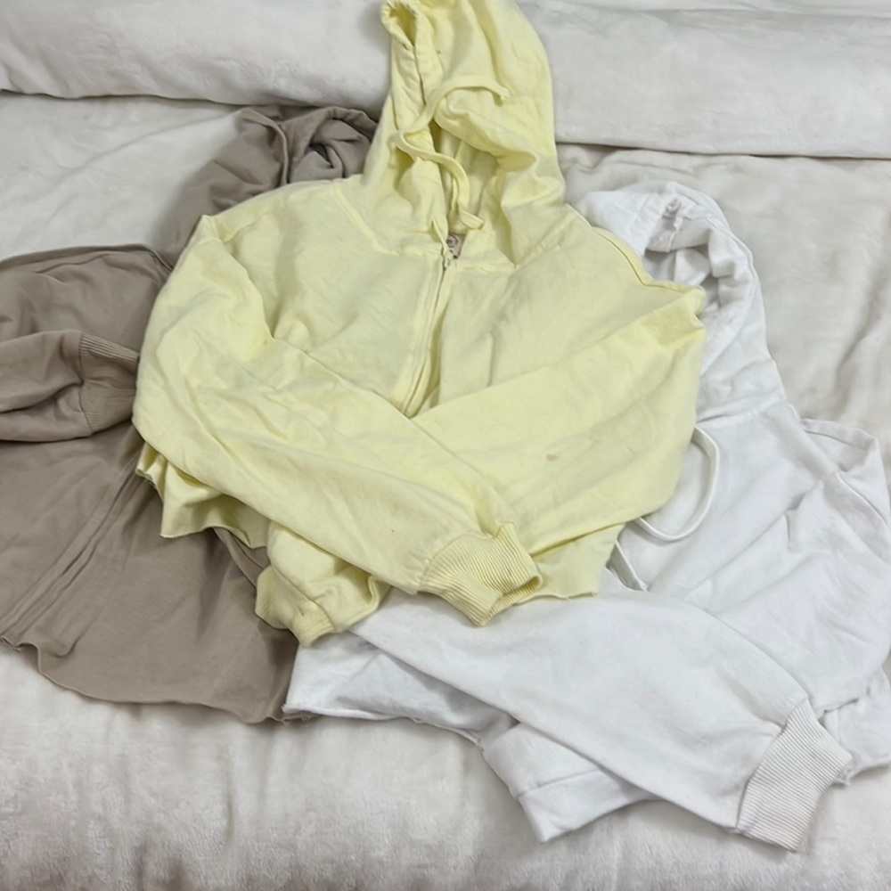 Lot of 3 crop jackets size small